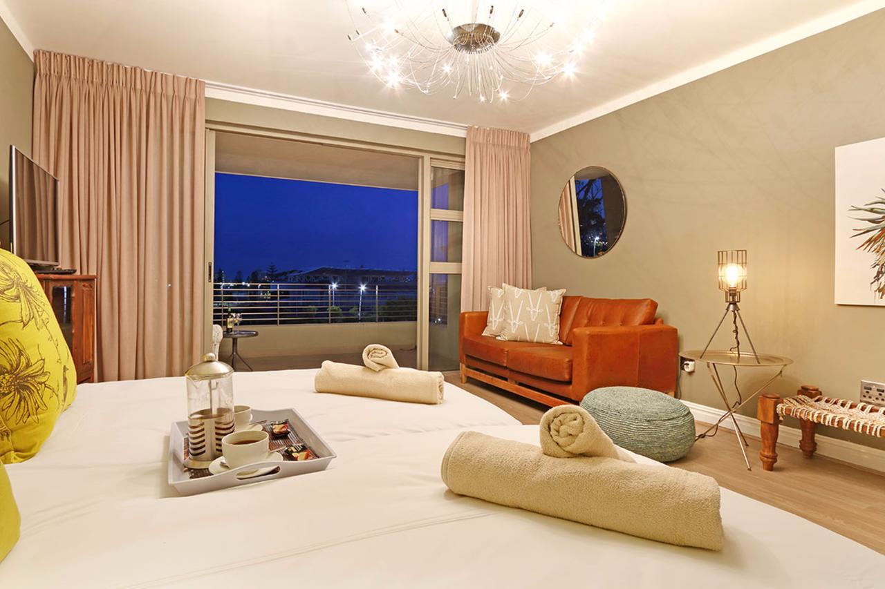 Afribode Mainhill Apartments เคปทาวน์ ภายนอก รูปภาพ