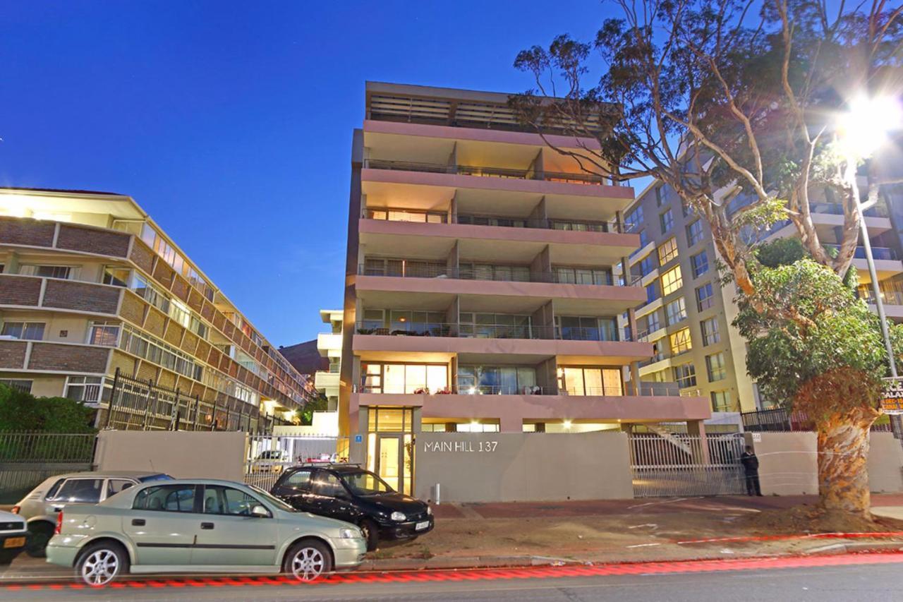 Afribode Mainhill Apartments เคปทาวน์ ภายนอก รูปภาพ