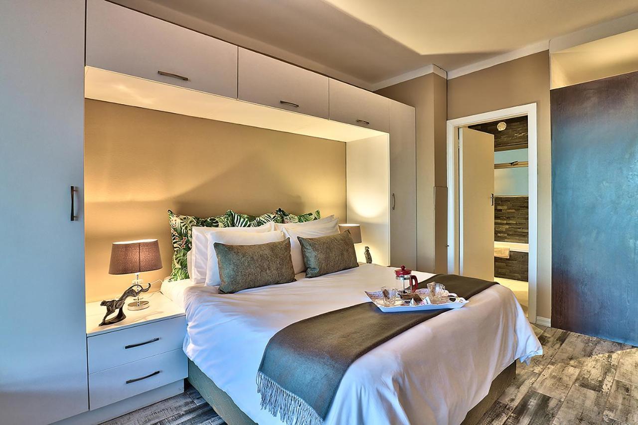 Afribode Mainhill Apartments เคปทาวน์ ภายนอก รูปภาพ